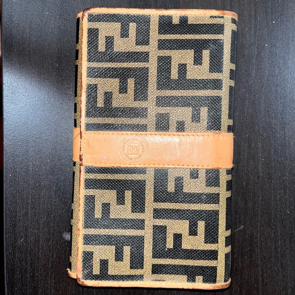 Vintage Fendi Wallet - Picture 1 of 3